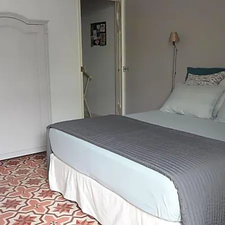 Cote Jardin 3* Nîmes
