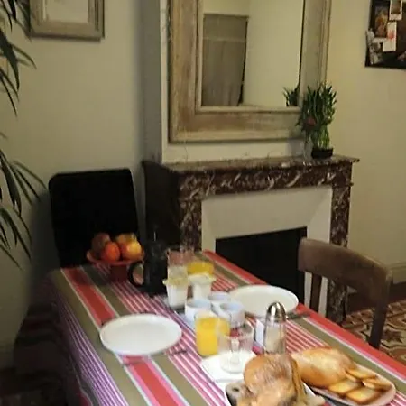 Bed & Breakfast Cote Jardin Nîmes